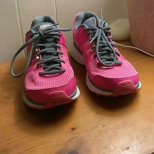 EUC Nike shoes , brink pink and grey